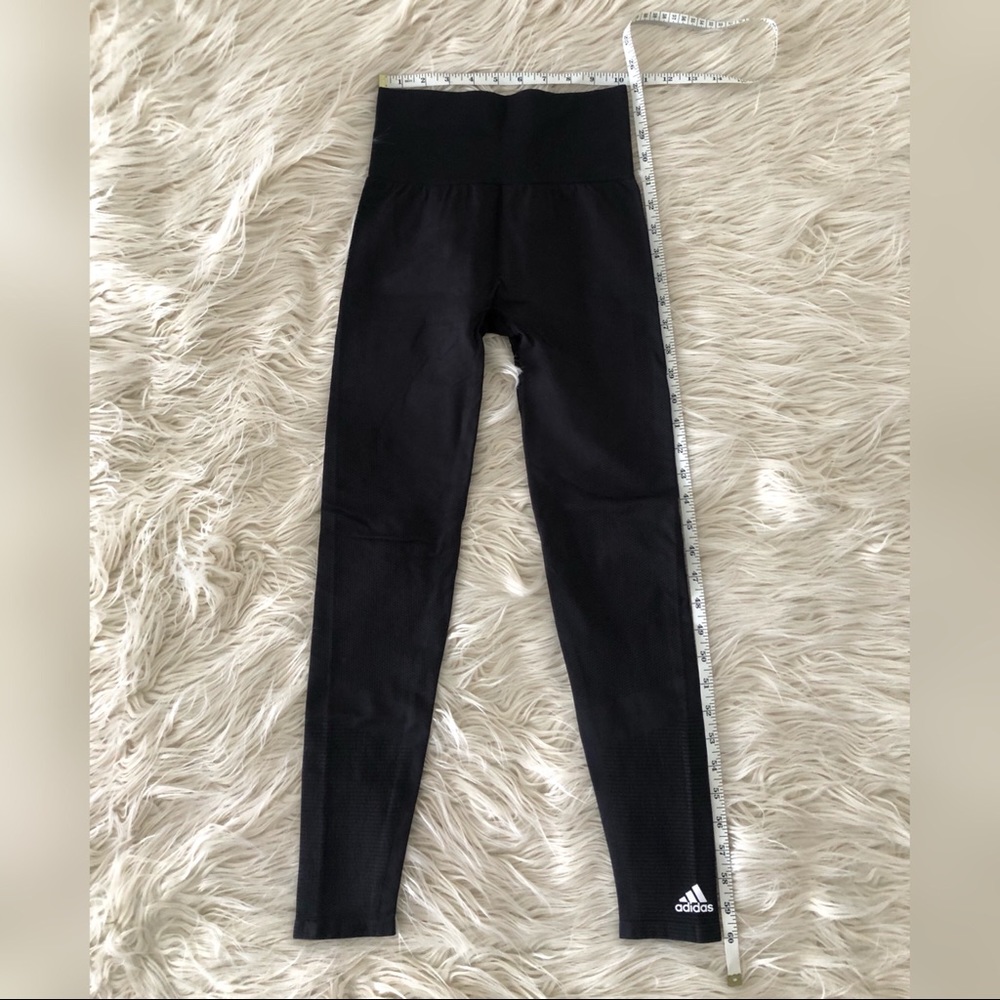 SOLD - XS Adidas Seamless Leggings Black